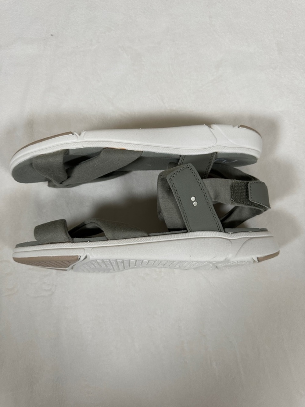 Ryka Mallorie Sandals Womens Size 11 Green Gray Adjustable Comfort NWT - Picture 3 of 9